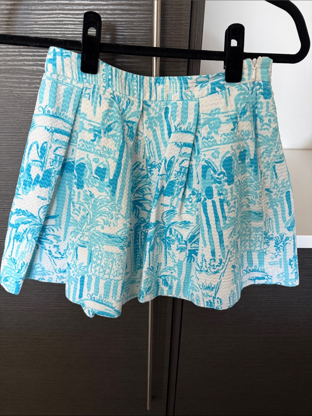 Lilly Pulitzer skirt